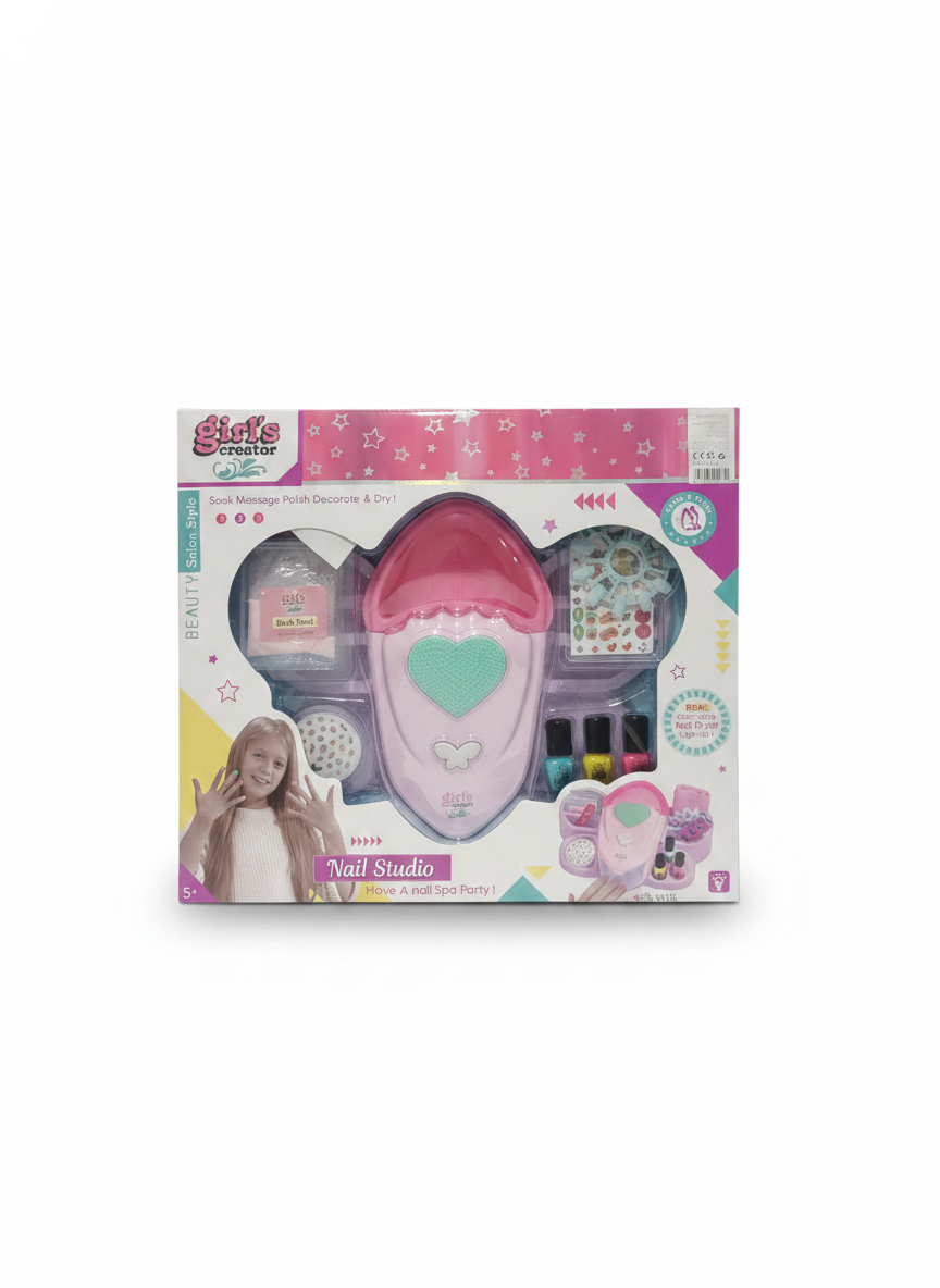 Girl's Creator Nail Studio