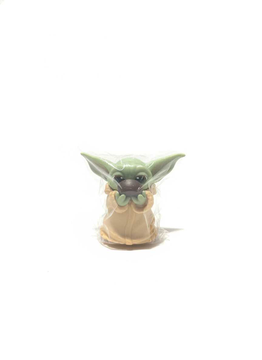 Star Wars The Child (Grogu) Mini Figure with Soup Bowl
