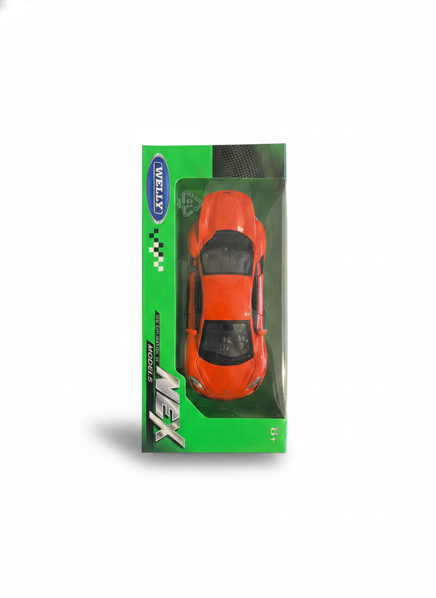 Welly NEX McLaren 675LT Coupe Die-Cast Model