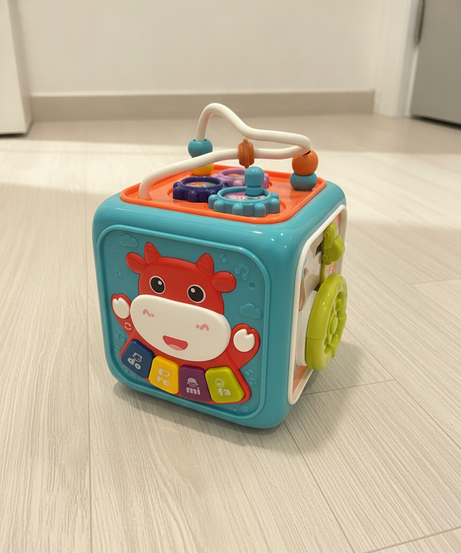 6-in-1 Activity Cube Box