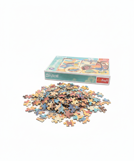 Disney Stitch Trefl Puzzle 200 Pieces