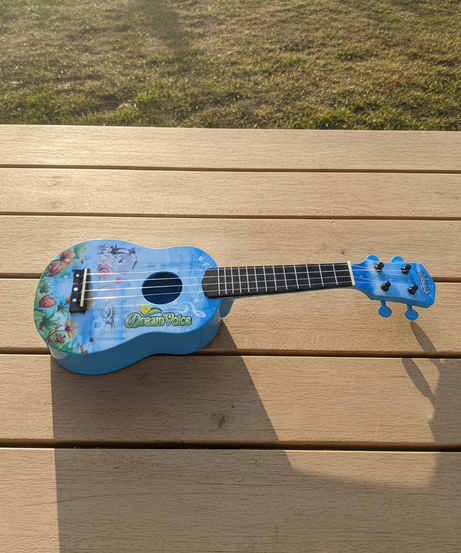 Dream Voice Cartoon Series Ukulele Toy