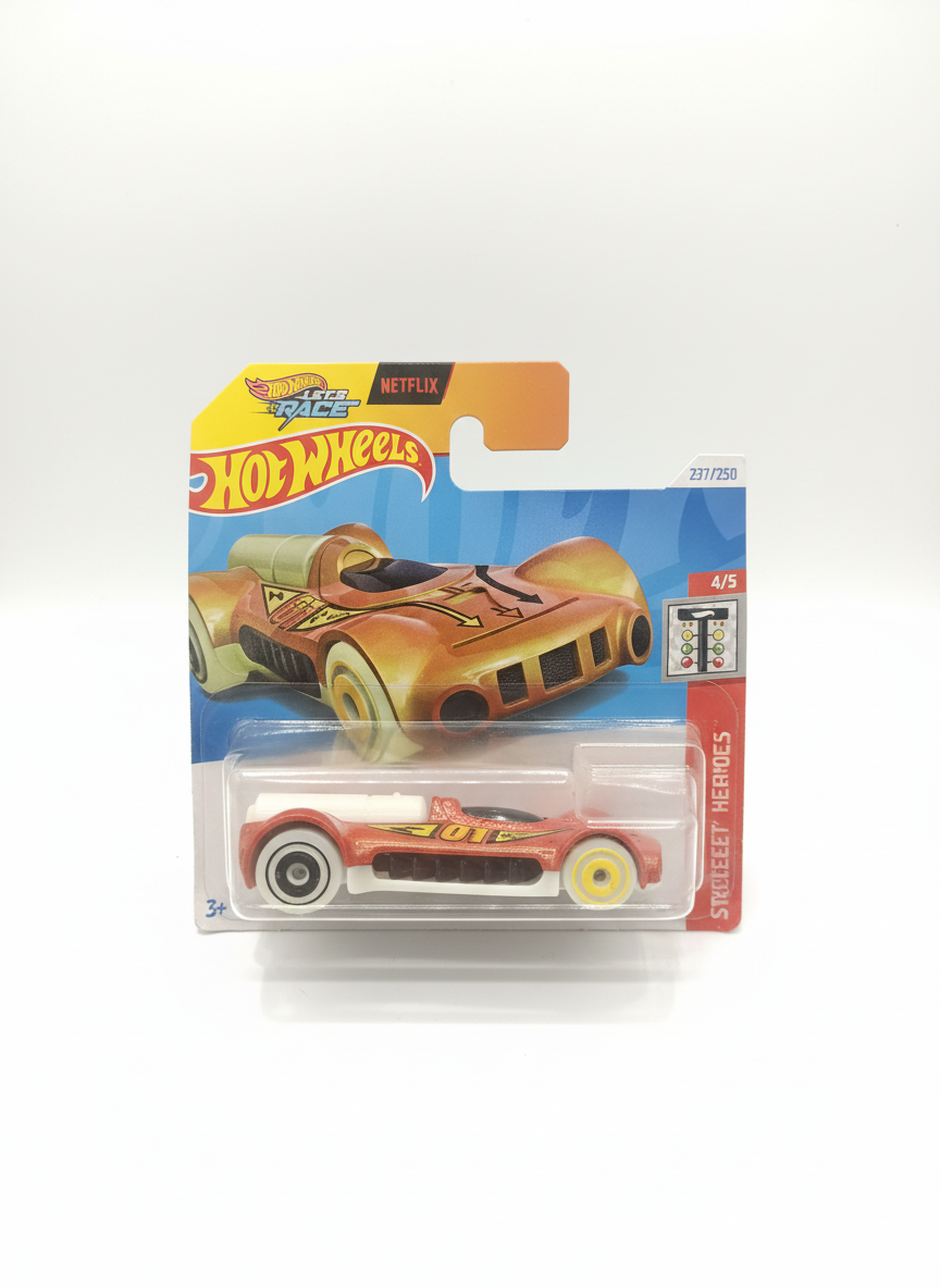 Hot Wheels Netflix Let's Race Battle Heroes Die-Cast Car