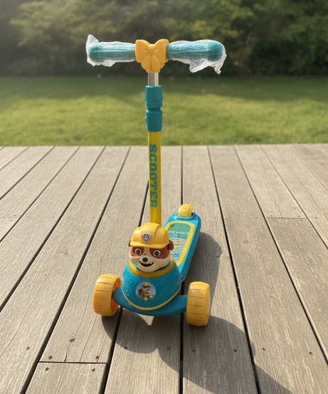 Paw Patrol Chase Kids 3-Wheel Scooter