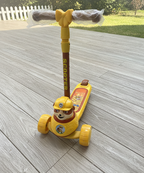 Paw Patrol Rubble 3-Wheel Scooter