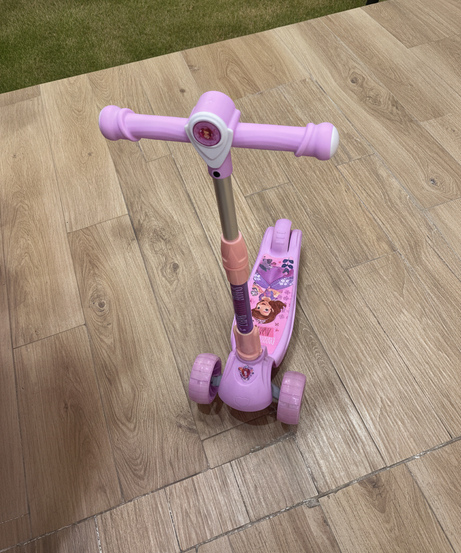 Princess Sofia 3-Wheel Kids Scooter