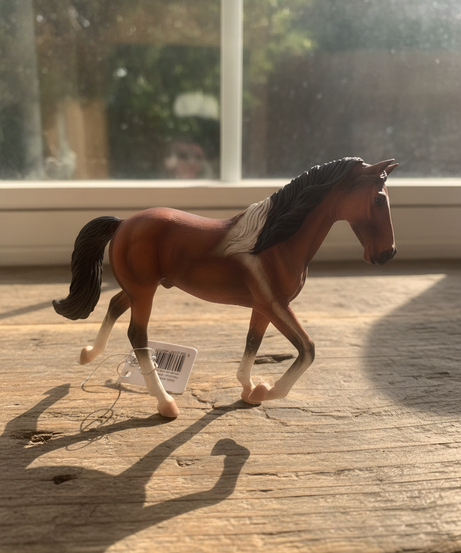 Tennessee Walking Stallion Bay Pinto Horse Figurine