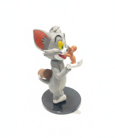 Tom and Jerry Playful Encounter Collectible Figurine