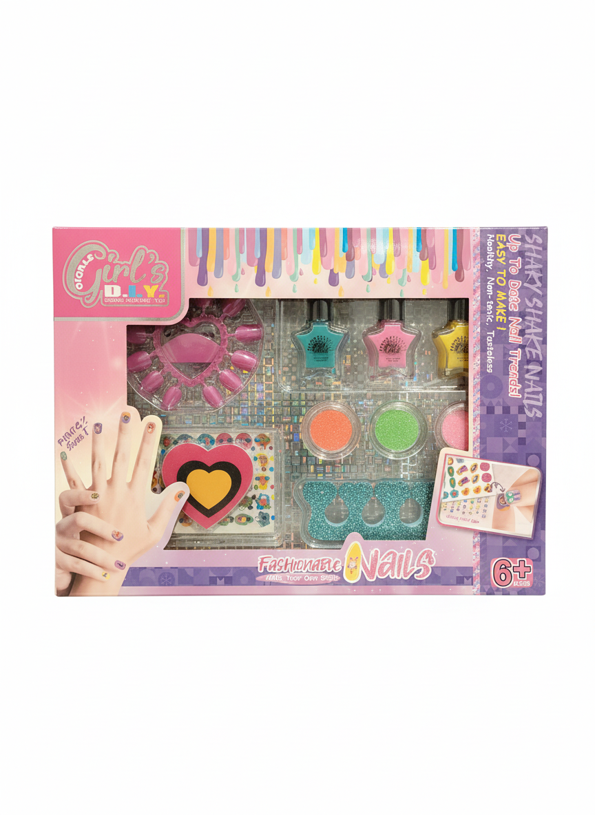 Girl's D.I.Y. Fashionable Nails Studio Kit