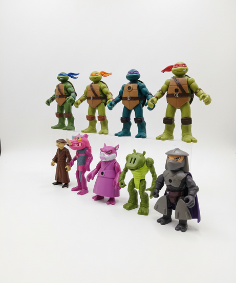 Brave and Fearless Warrior VS Fighting! 8-Pack Action Figure Set
