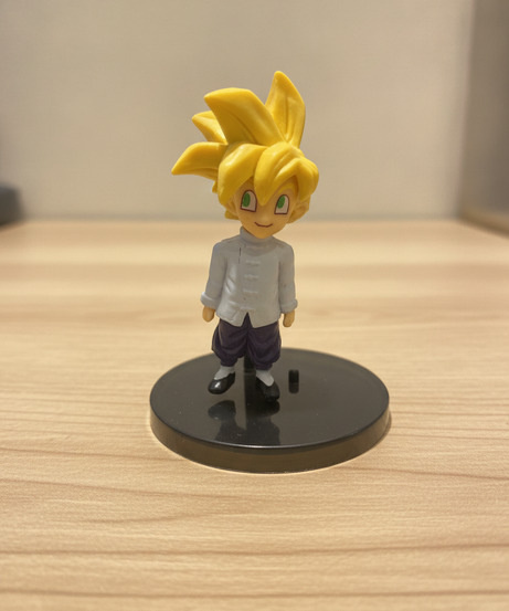 Super Saiyan Gohan Collectible Figure (Namekian Outfit)