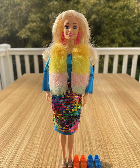 Exquisite Doll Beauty Vogue Fashion