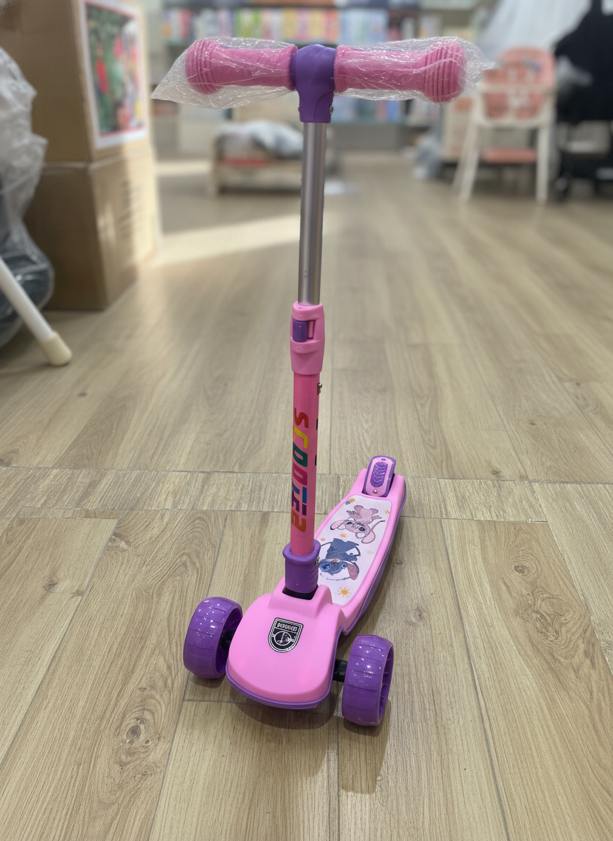 Pink 3-Wheel Scooter with Stitch Design