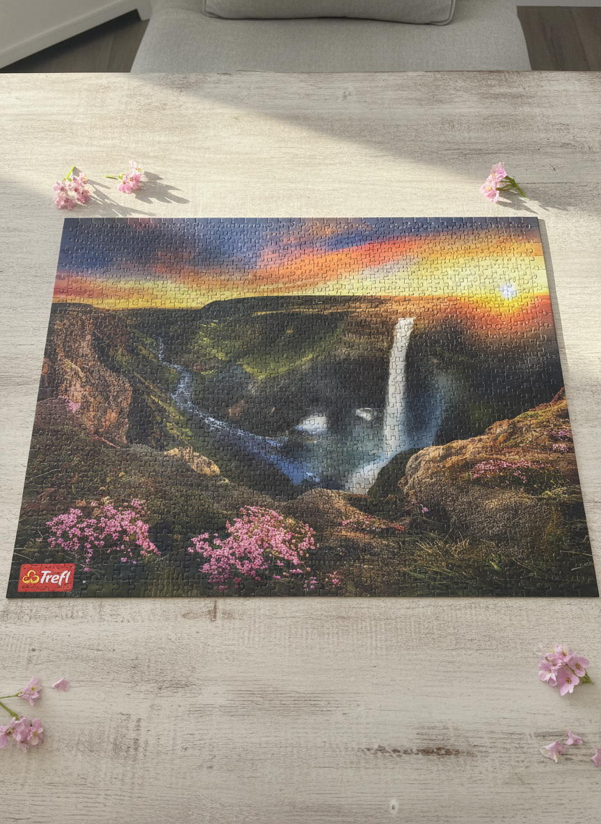 Trefl Puzzle 2000 - Dramatic Waterfall at Sunset