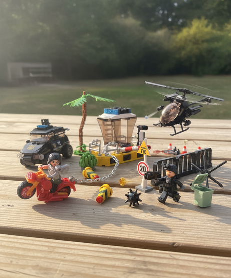 Sluban Police Building Blocks Set