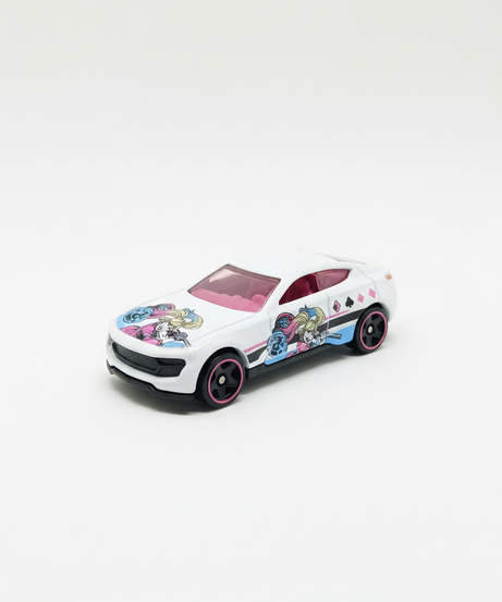Hot Wheels DC Batman Silver Series Grand Cross - Harley Quinn