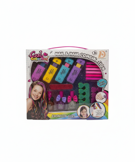Fashion Girl Nail And Hair Combination